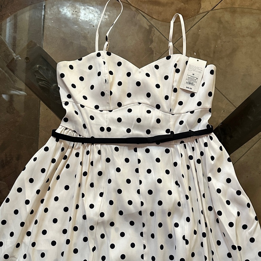 Sleeveless bow belt midi dress MEDIUM cream and black
